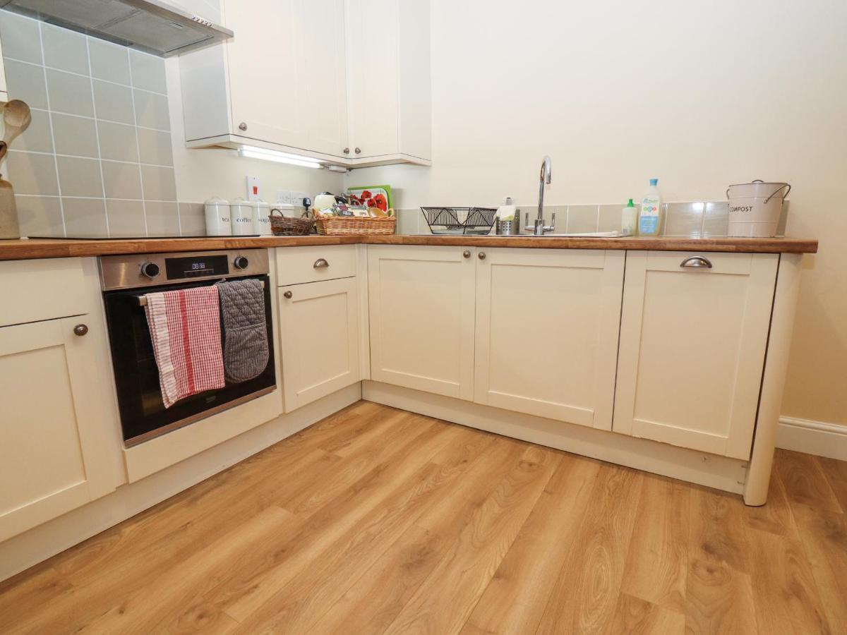 The Cottage At Barrow Mead Bath Extérieur photo